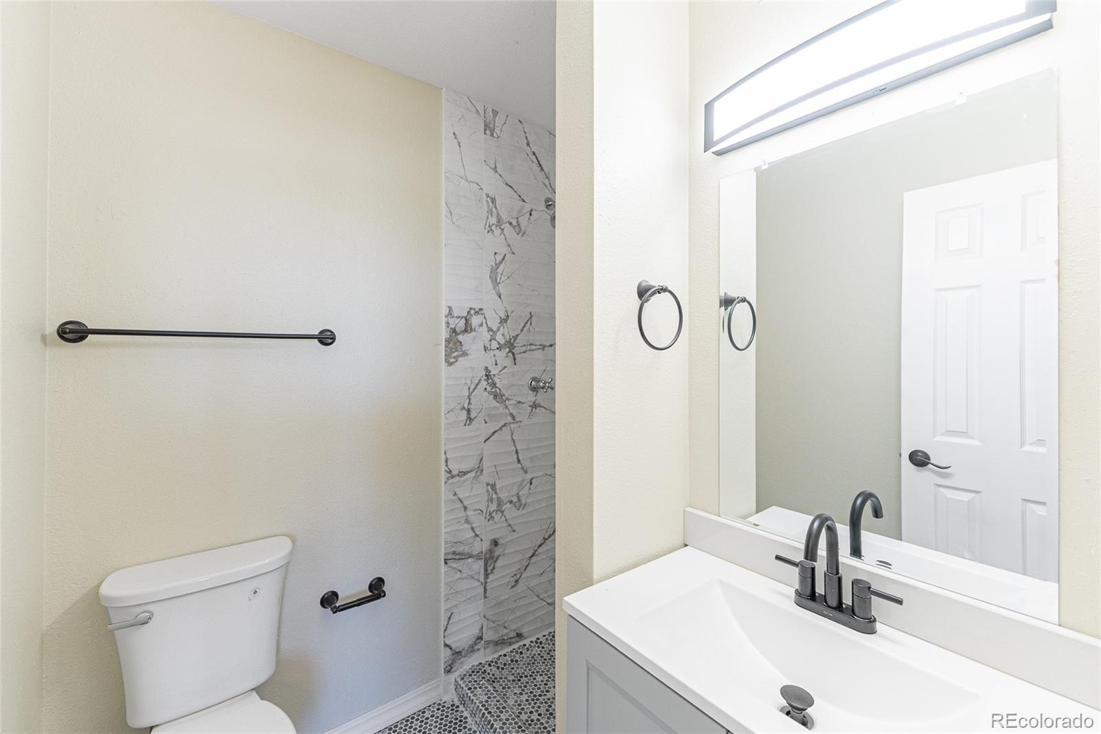 3608 W Radcliff Avenue