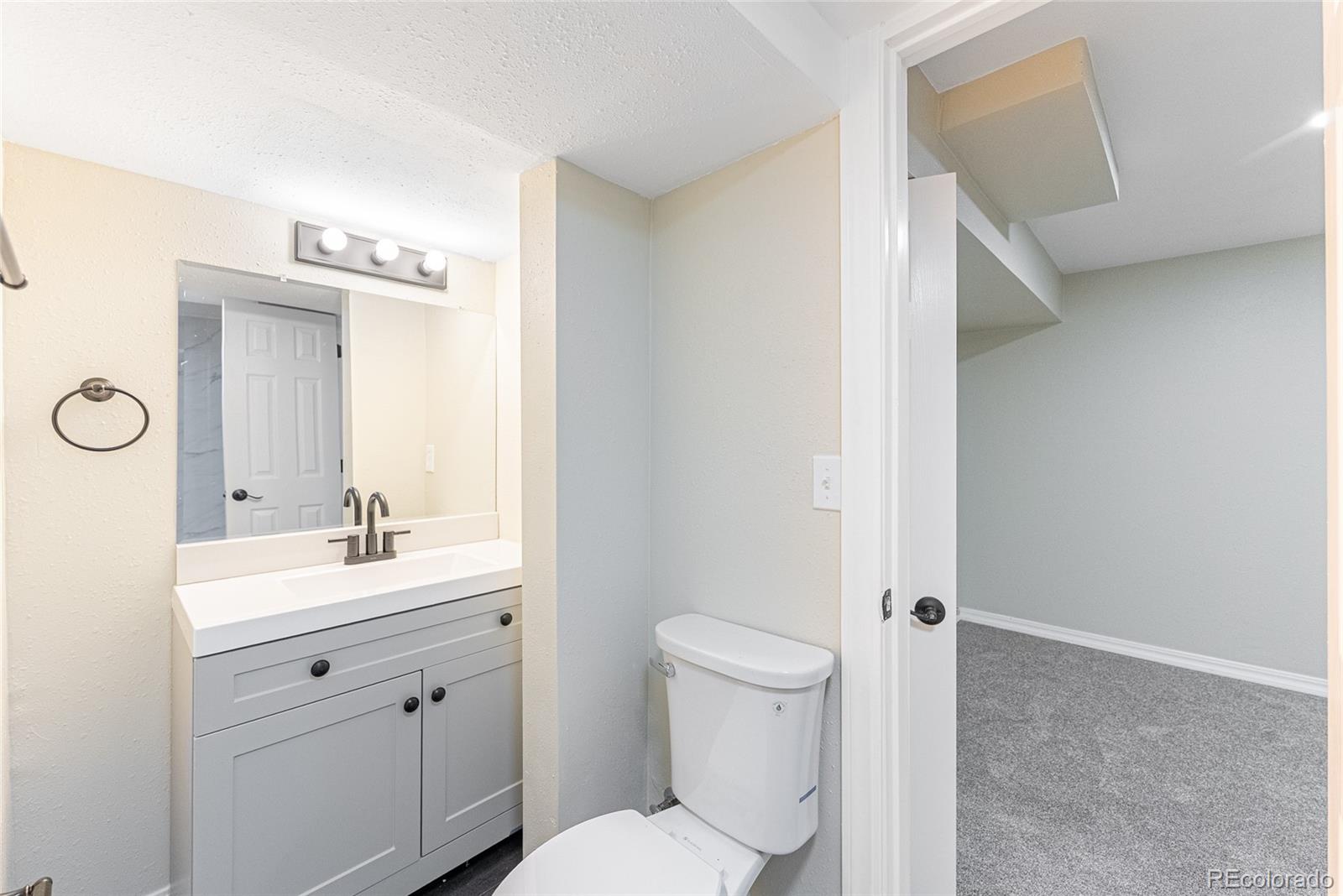 3608 W Radcliff Avenue