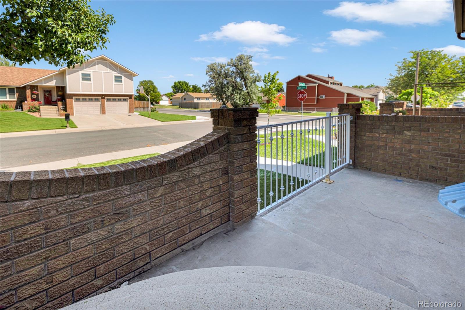 435 Dahlia Street