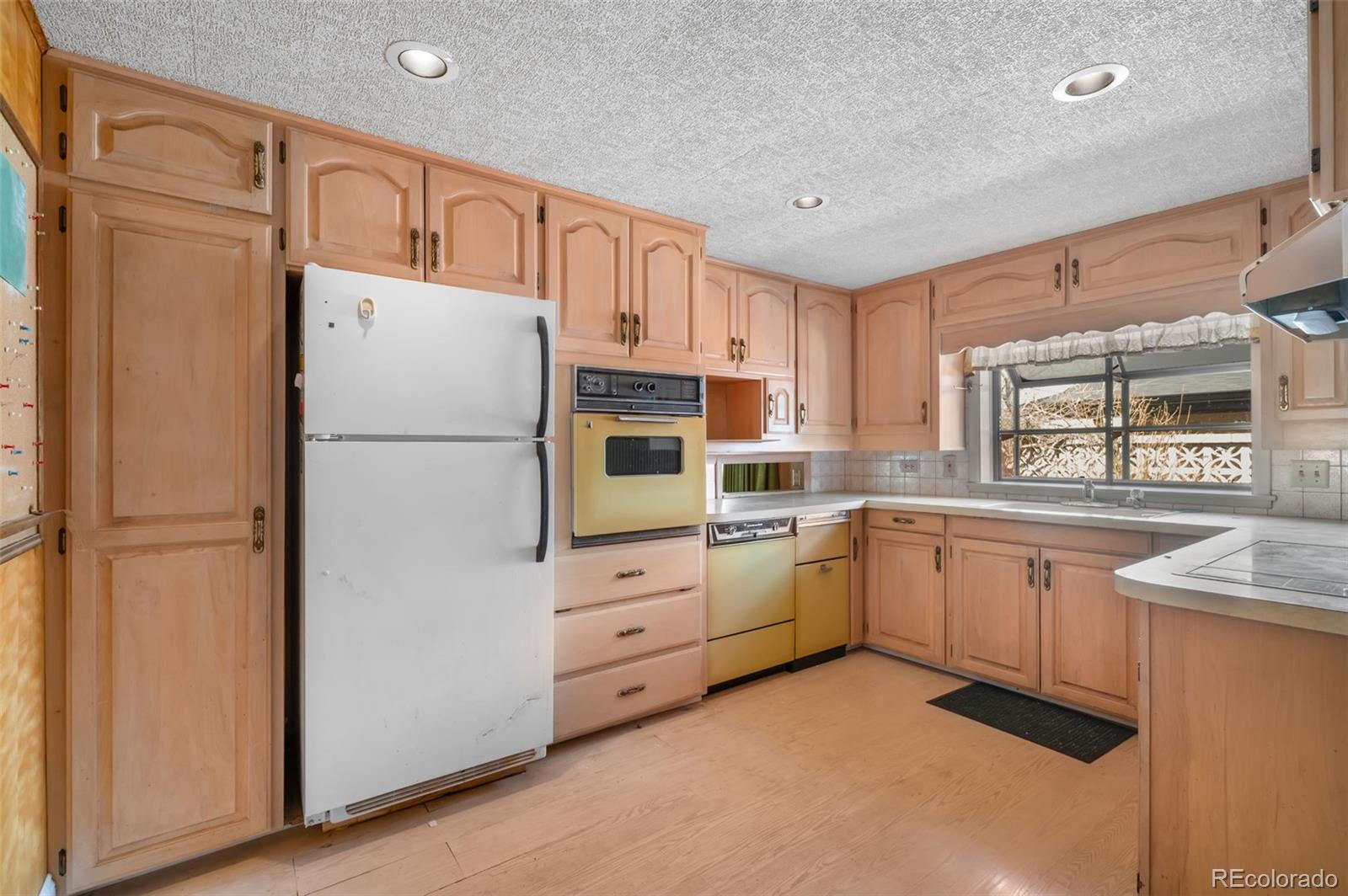 6490 S Clarkson Street