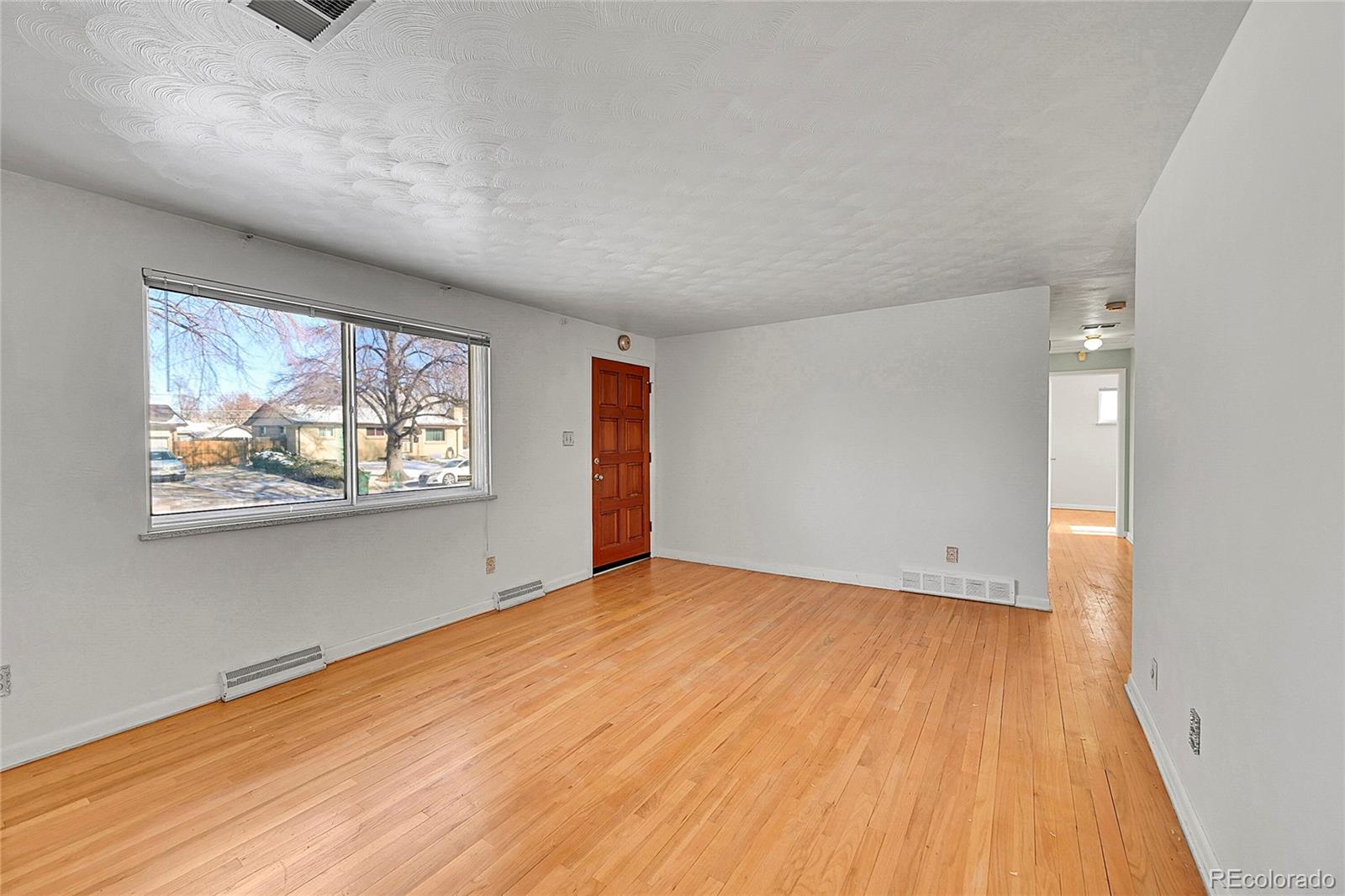 12152 E Dakota Avenue