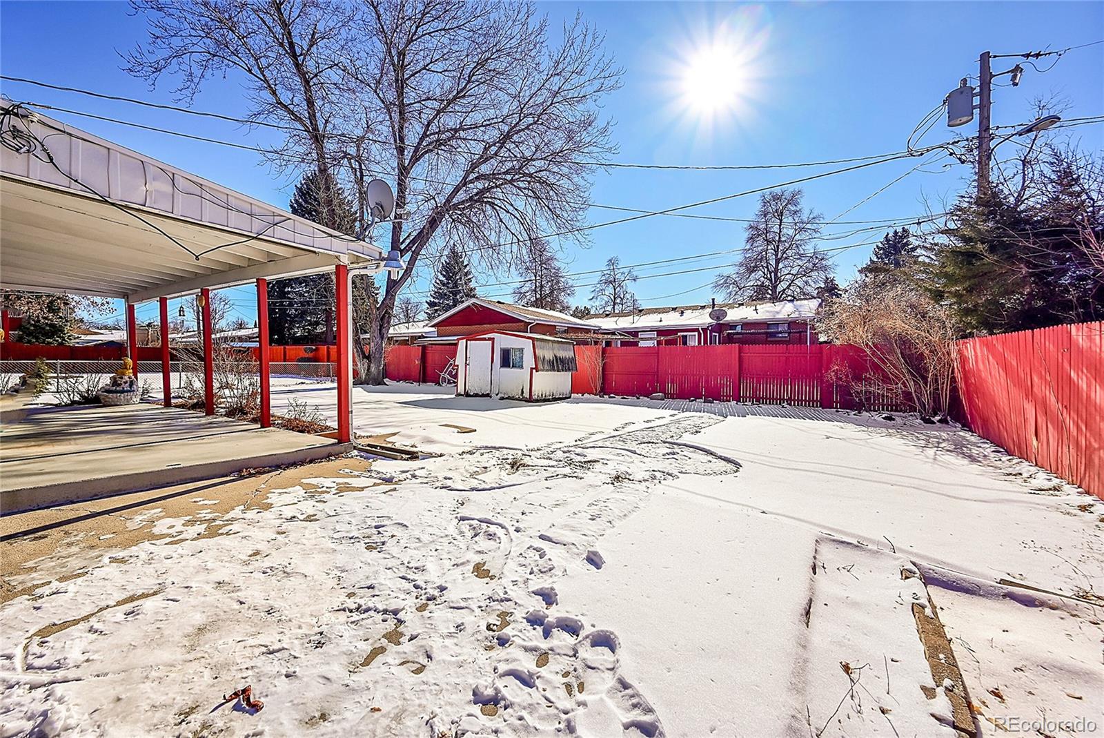 12152 E Dakota Avenue