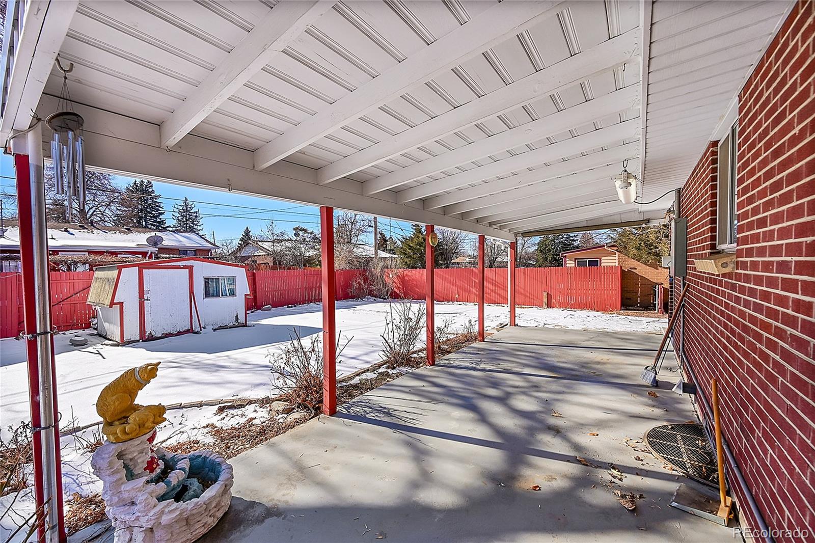 12152 E Dakota Avenue