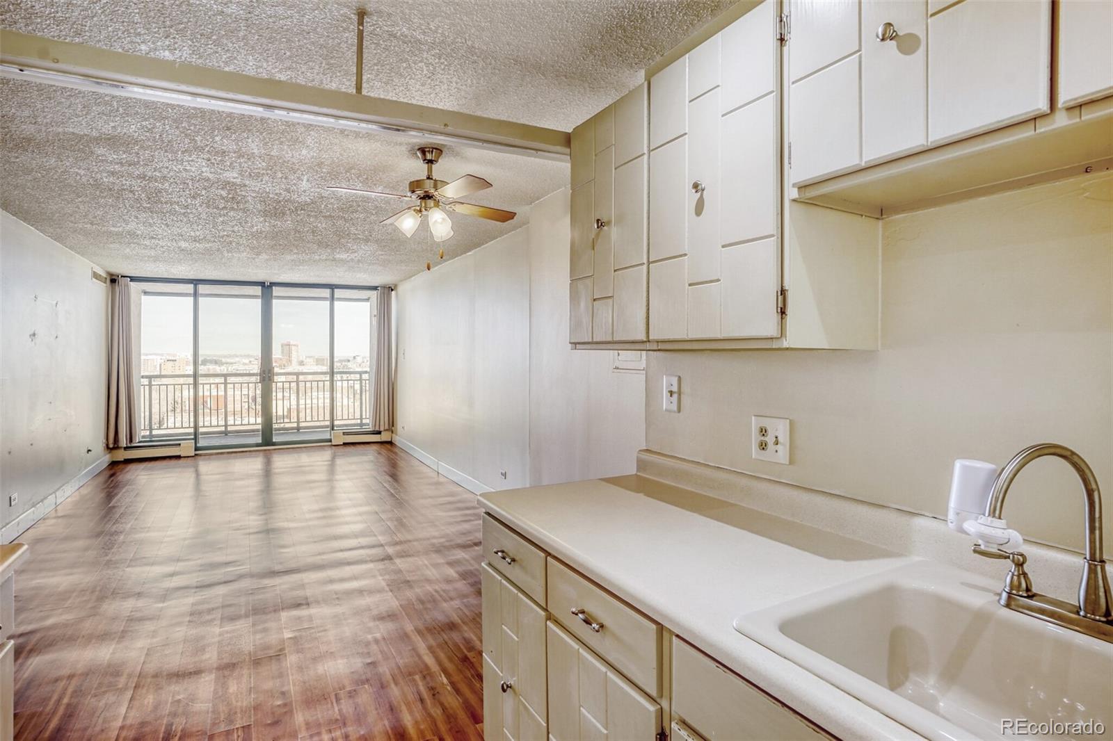 550 E 12th Avenue Unit: 1206