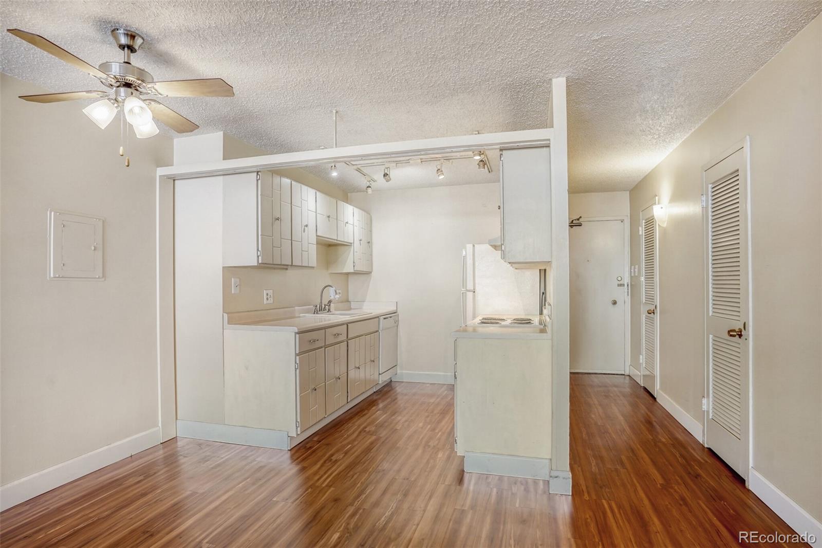 550 E 12th Avenue Unit: 1206