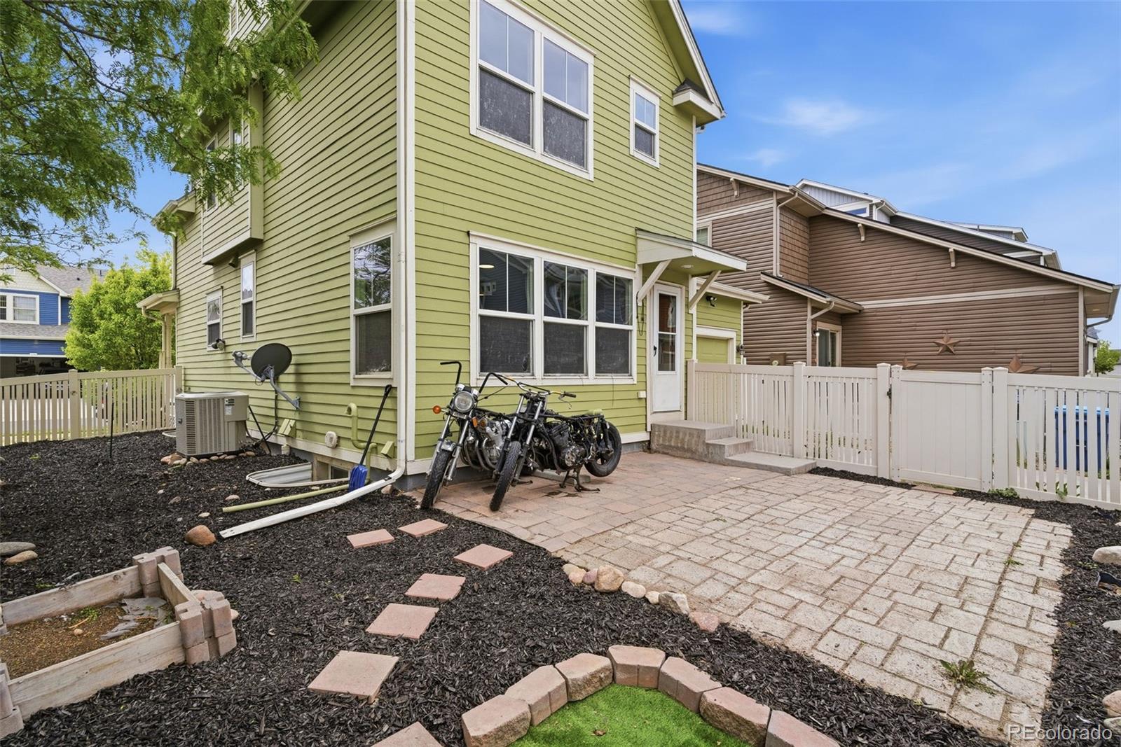 9685 E 105th Avenue