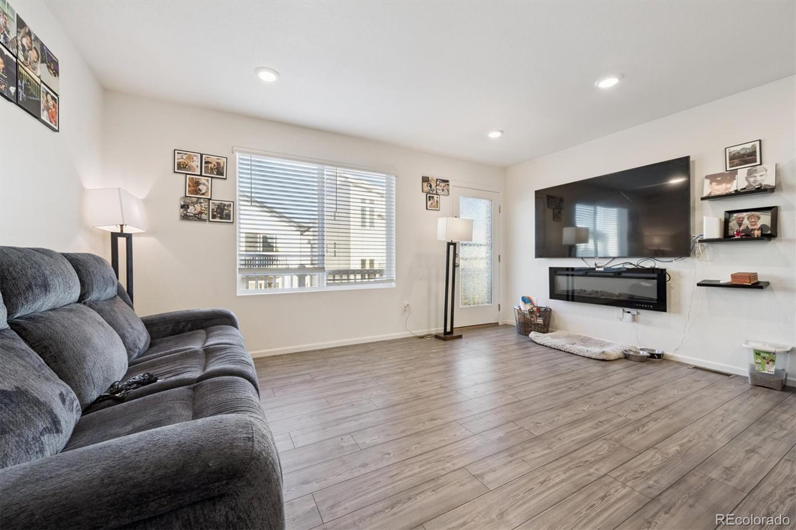 13495 E 103 rd Avenue