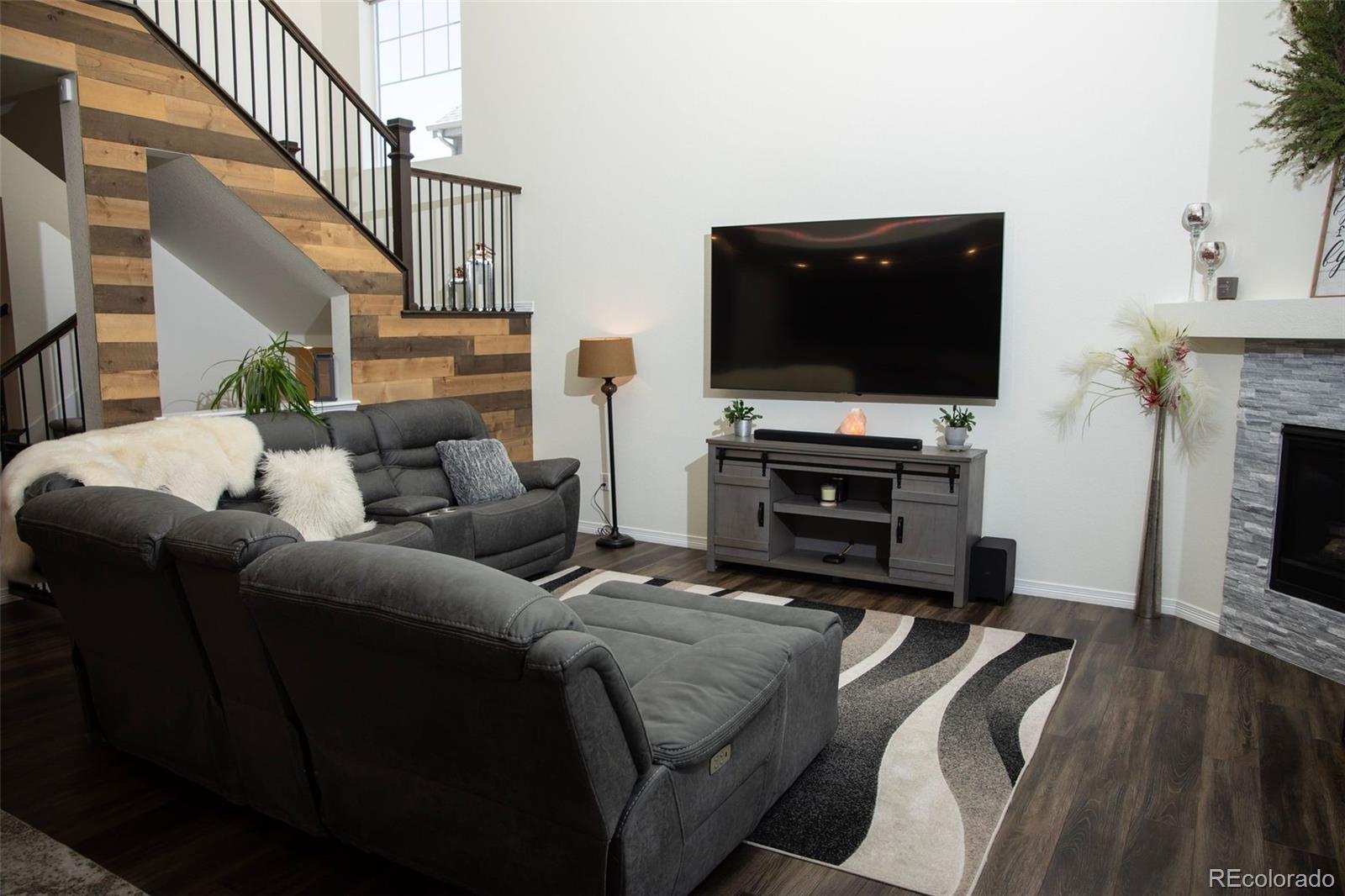 14468 Glencoe Street