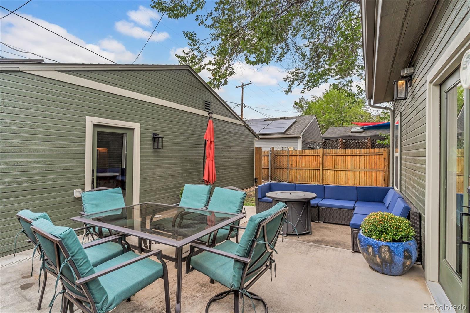 38 W Byers Place