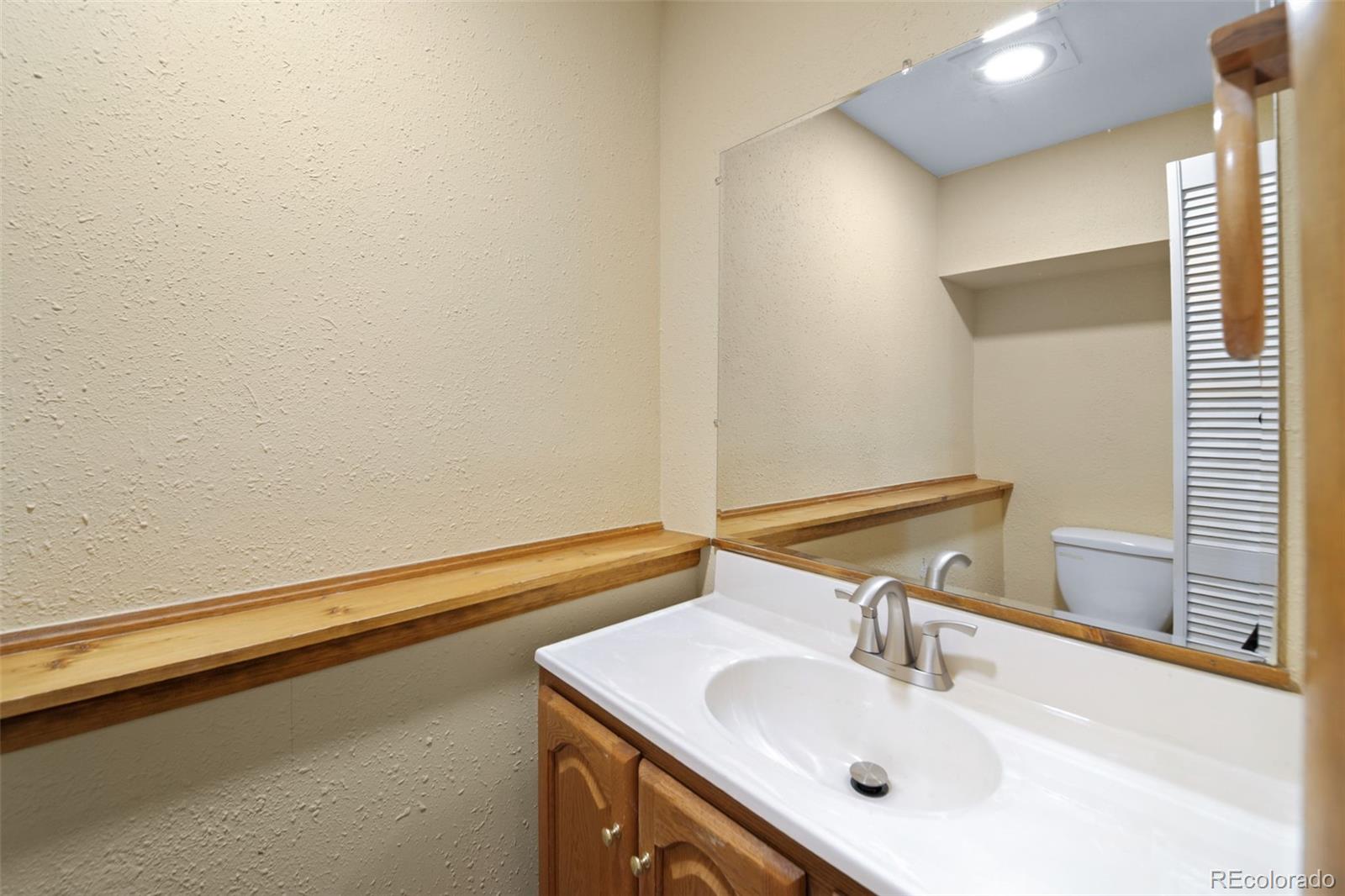 10966 W Bowles Place