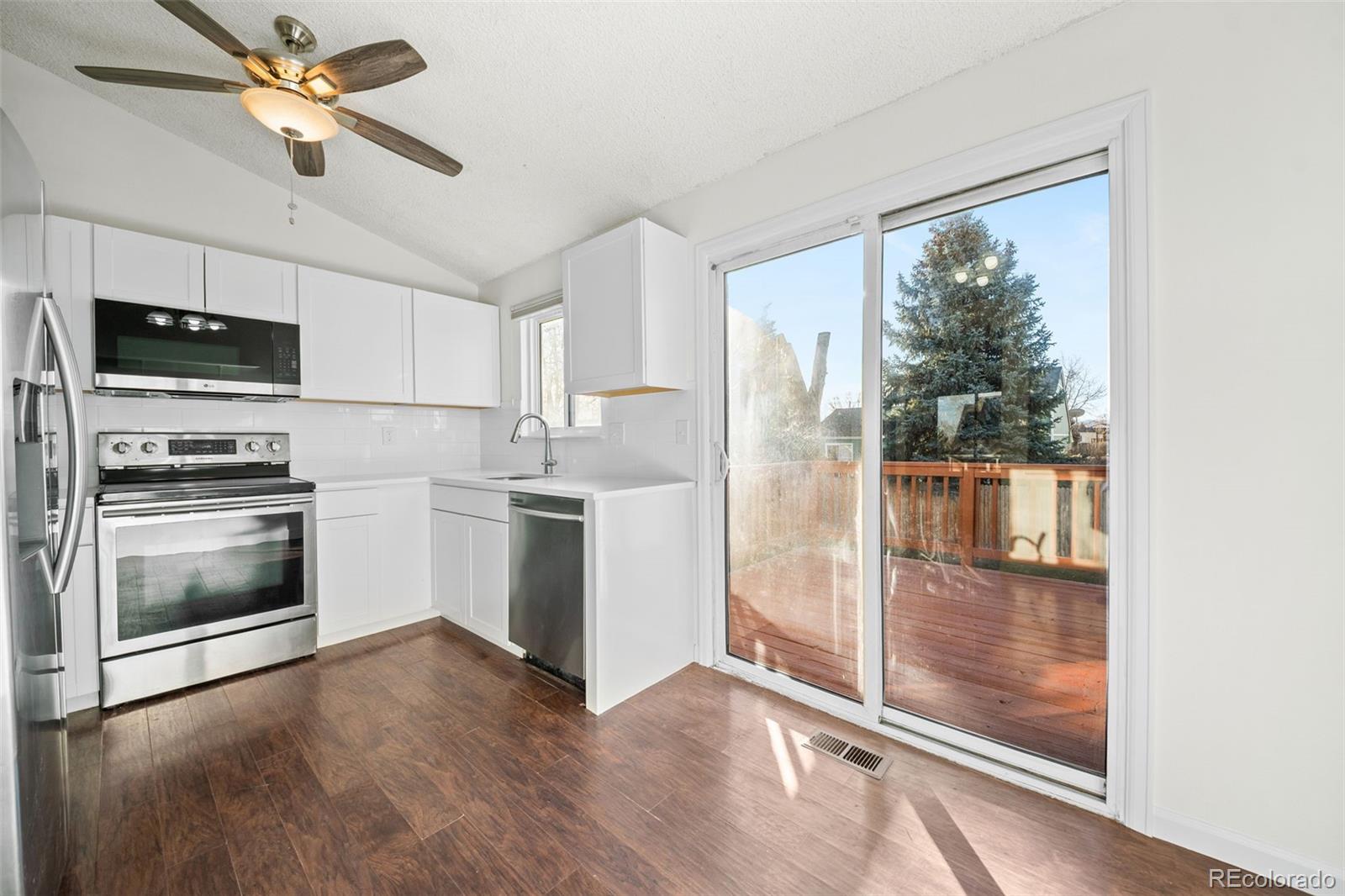 10966 W Bowles Place