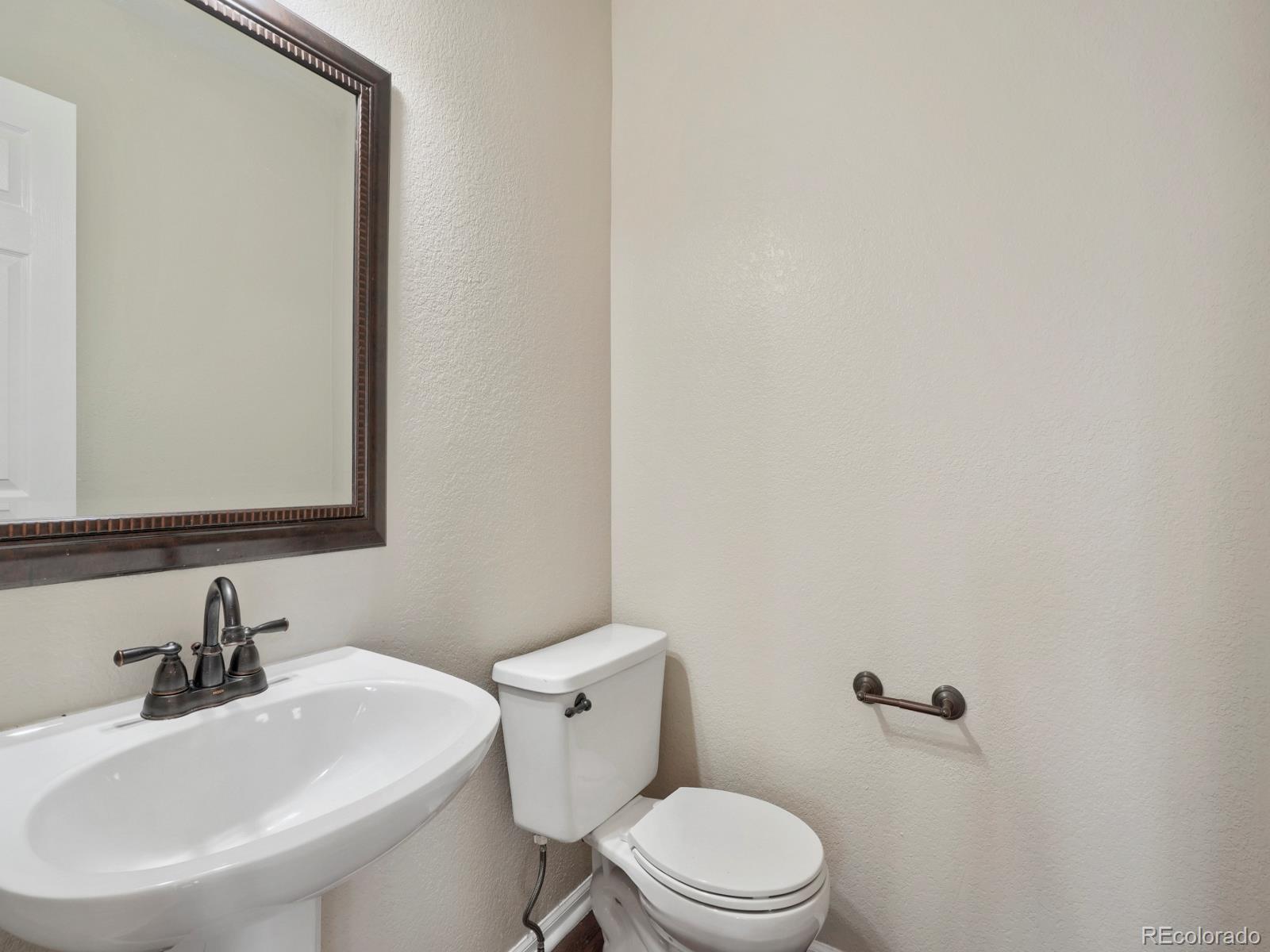 2238 S Waco Court