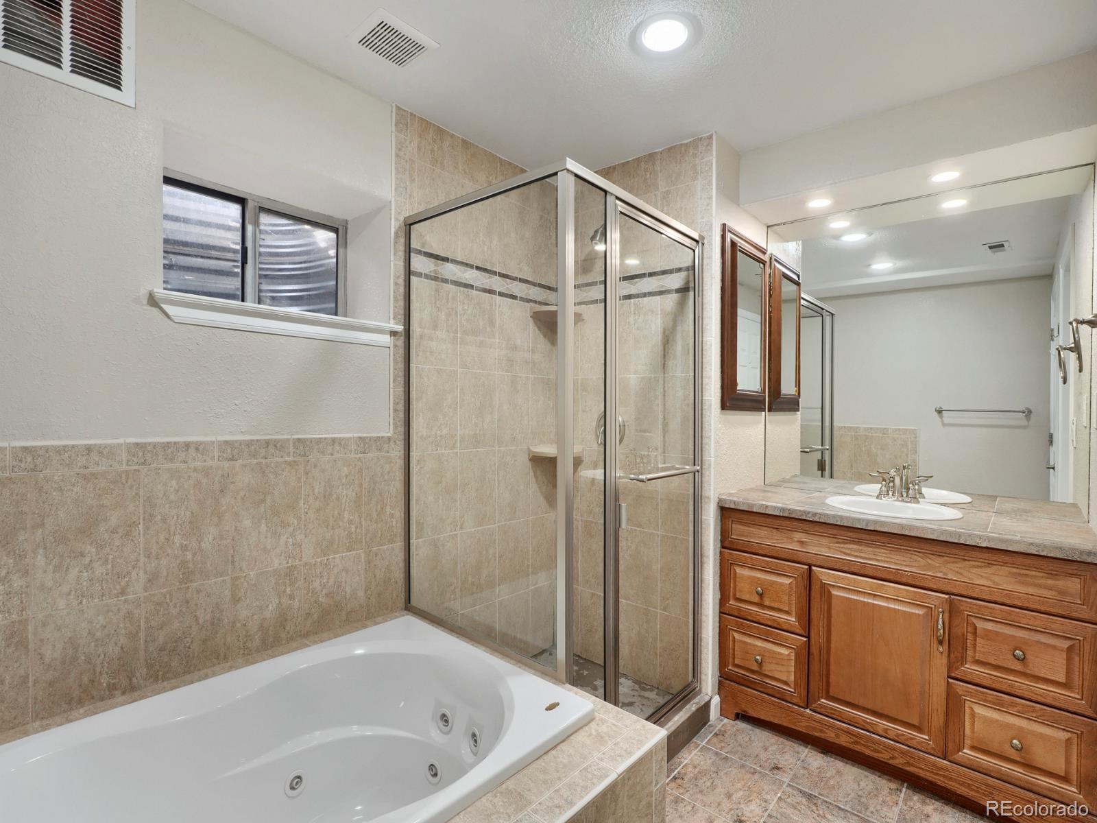 2238 S Waco Court