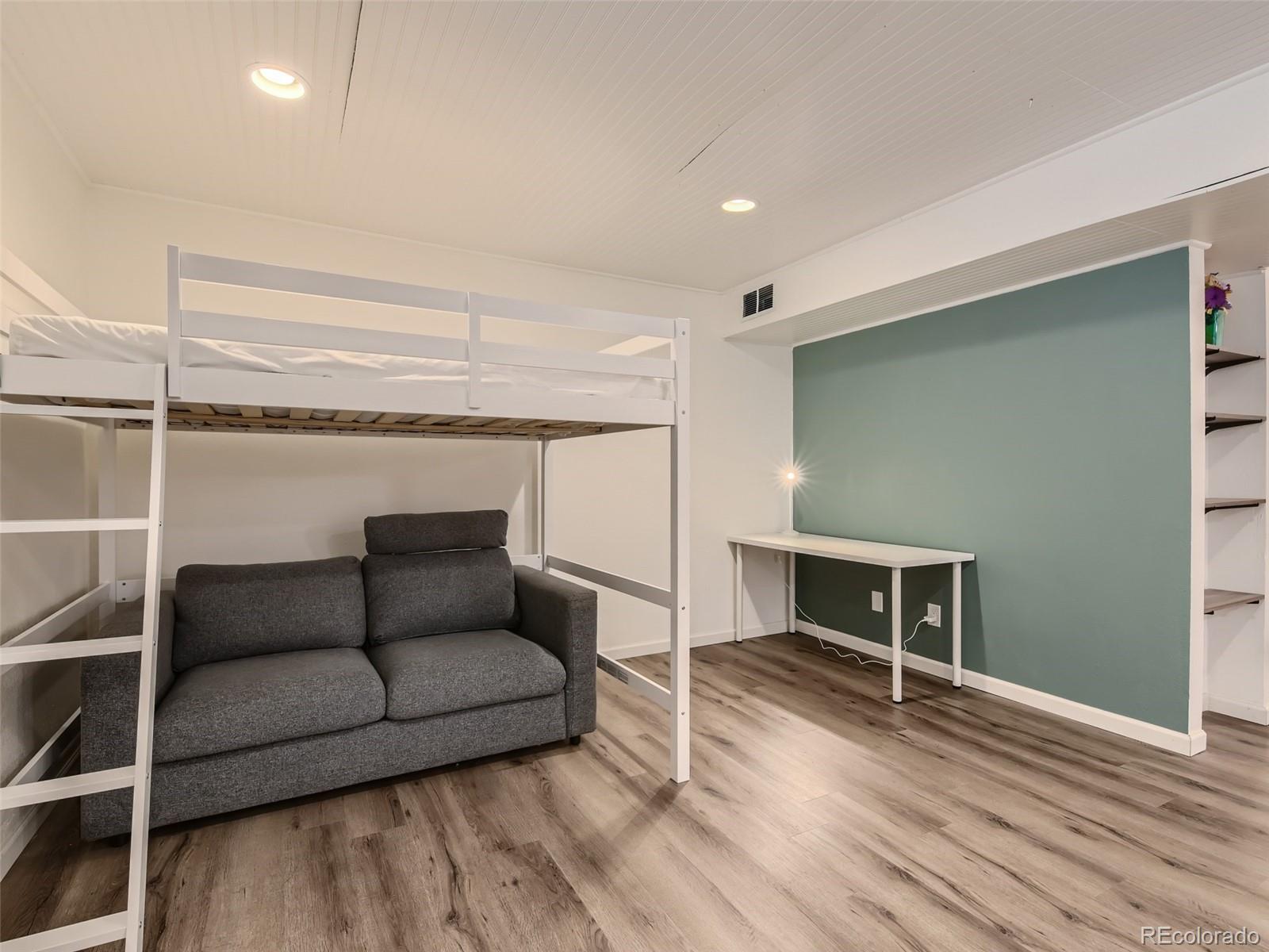 5300 E Cherry Creek Drive S Unit: 1403