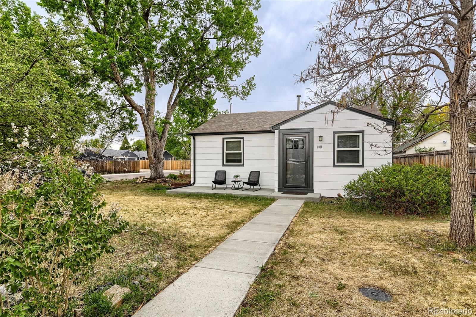6910 Reno Drive
