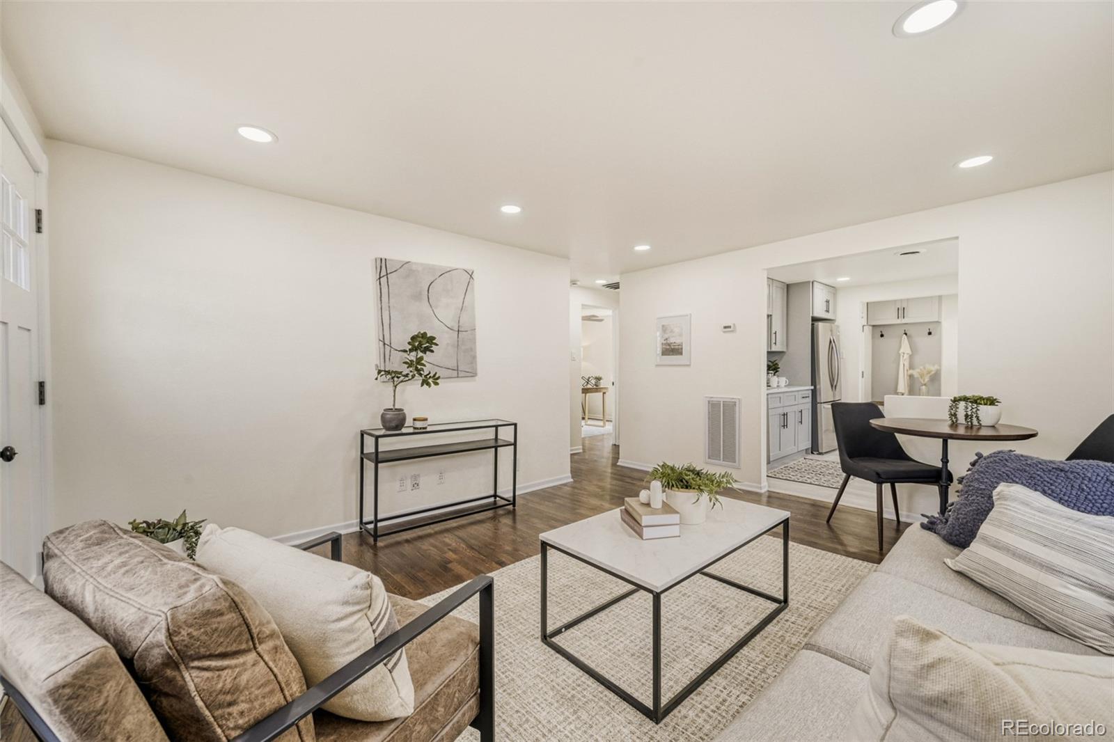 6910 Reno Drive