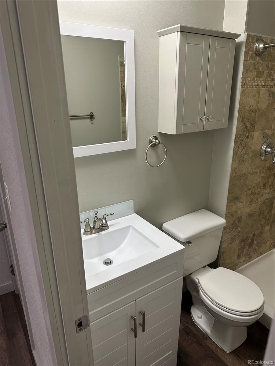 1400 S COLLYER Street