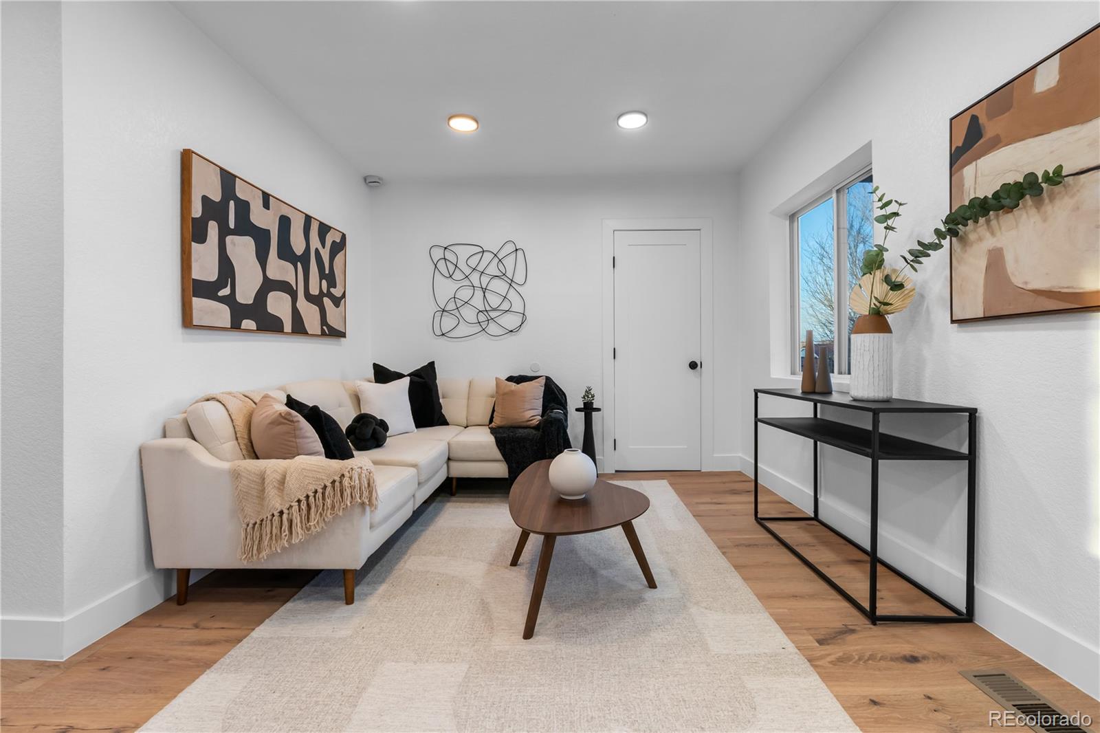 3217 N Clayton Street