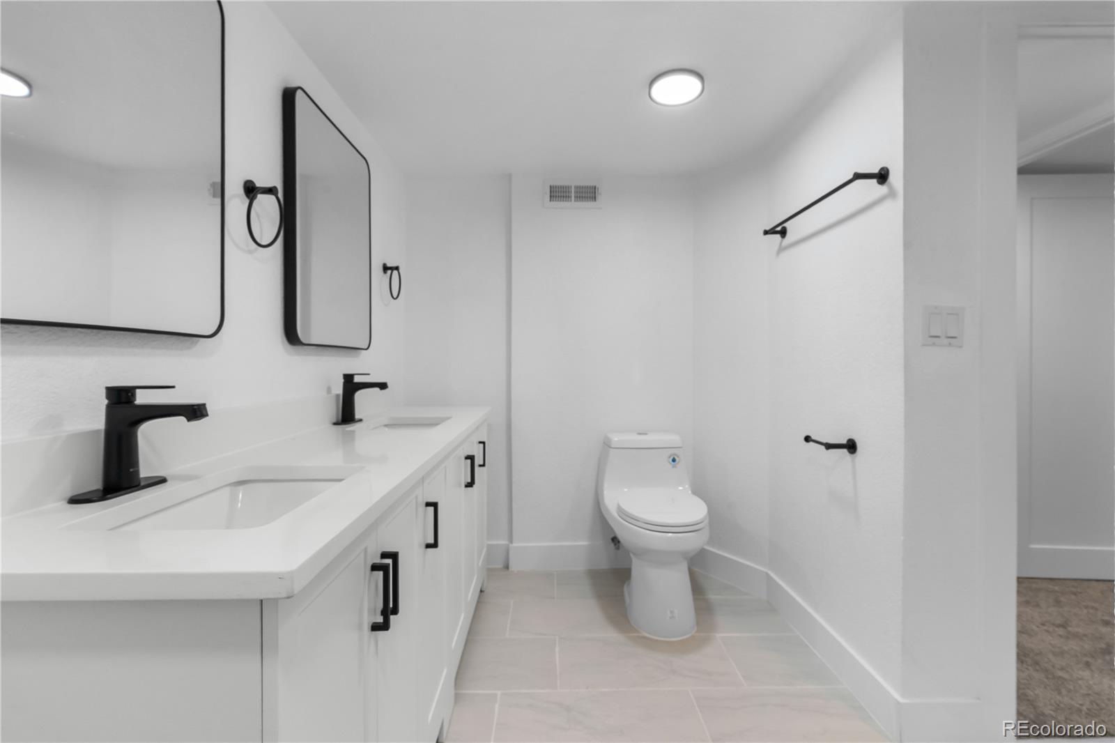 3217 N Clayton Street