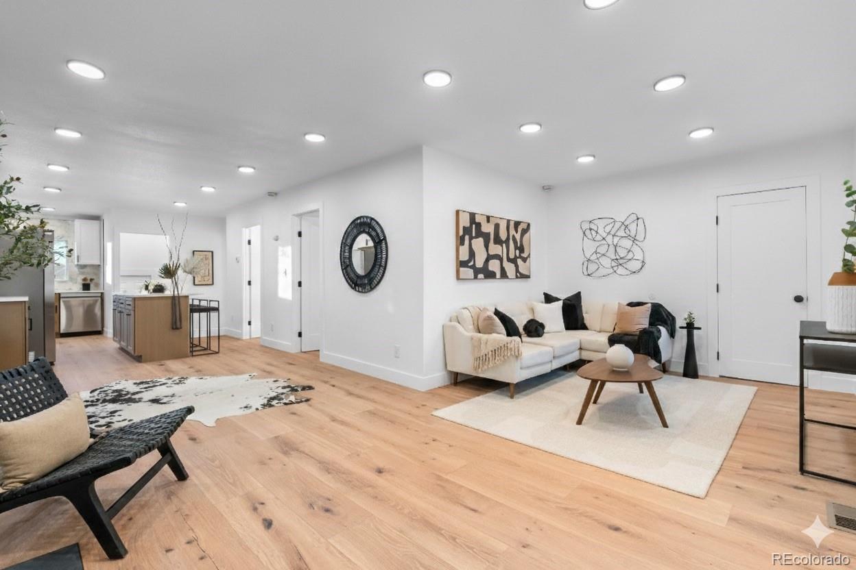 3217 N Clayton Street