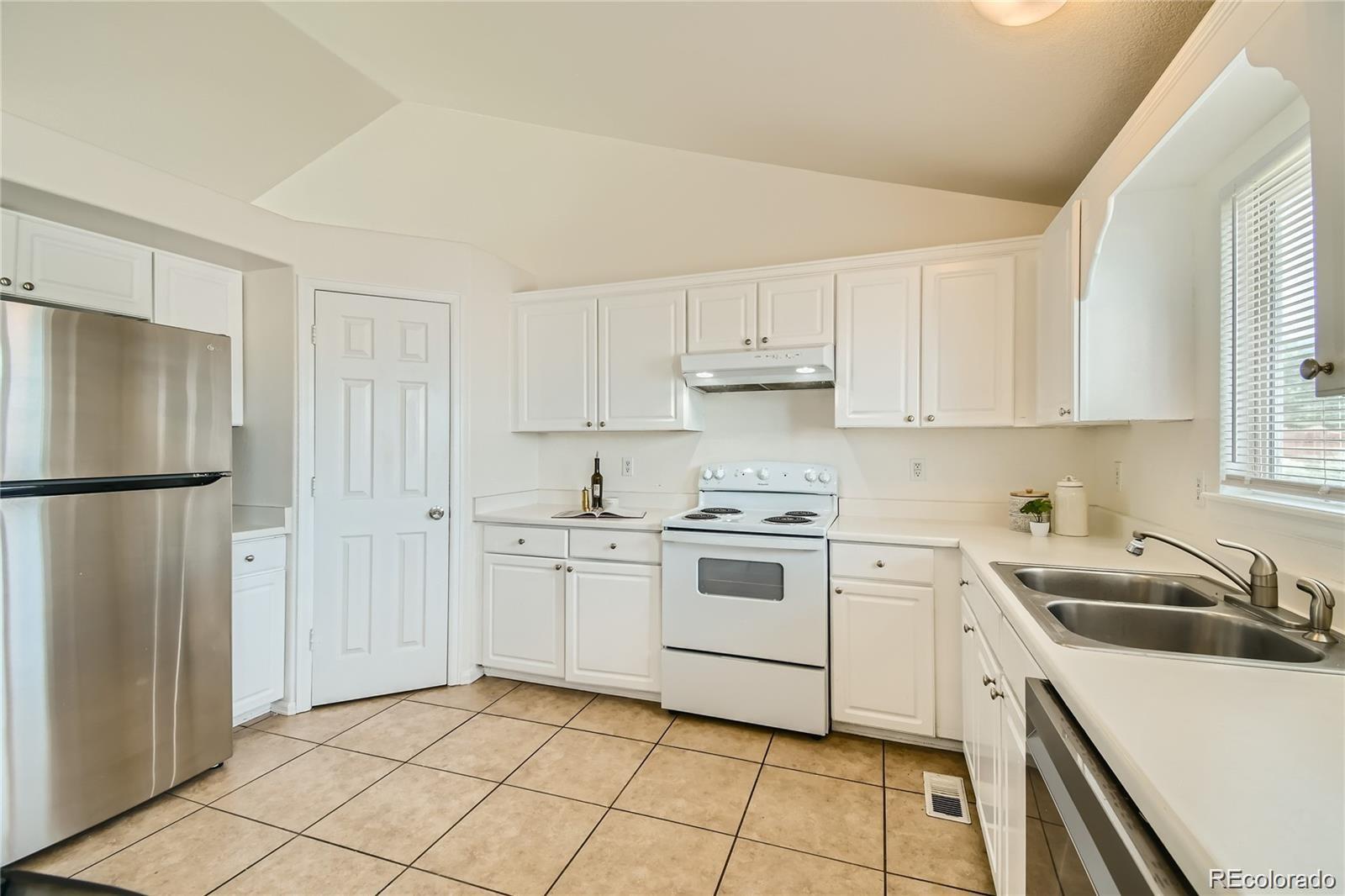 9544 Josephine Street