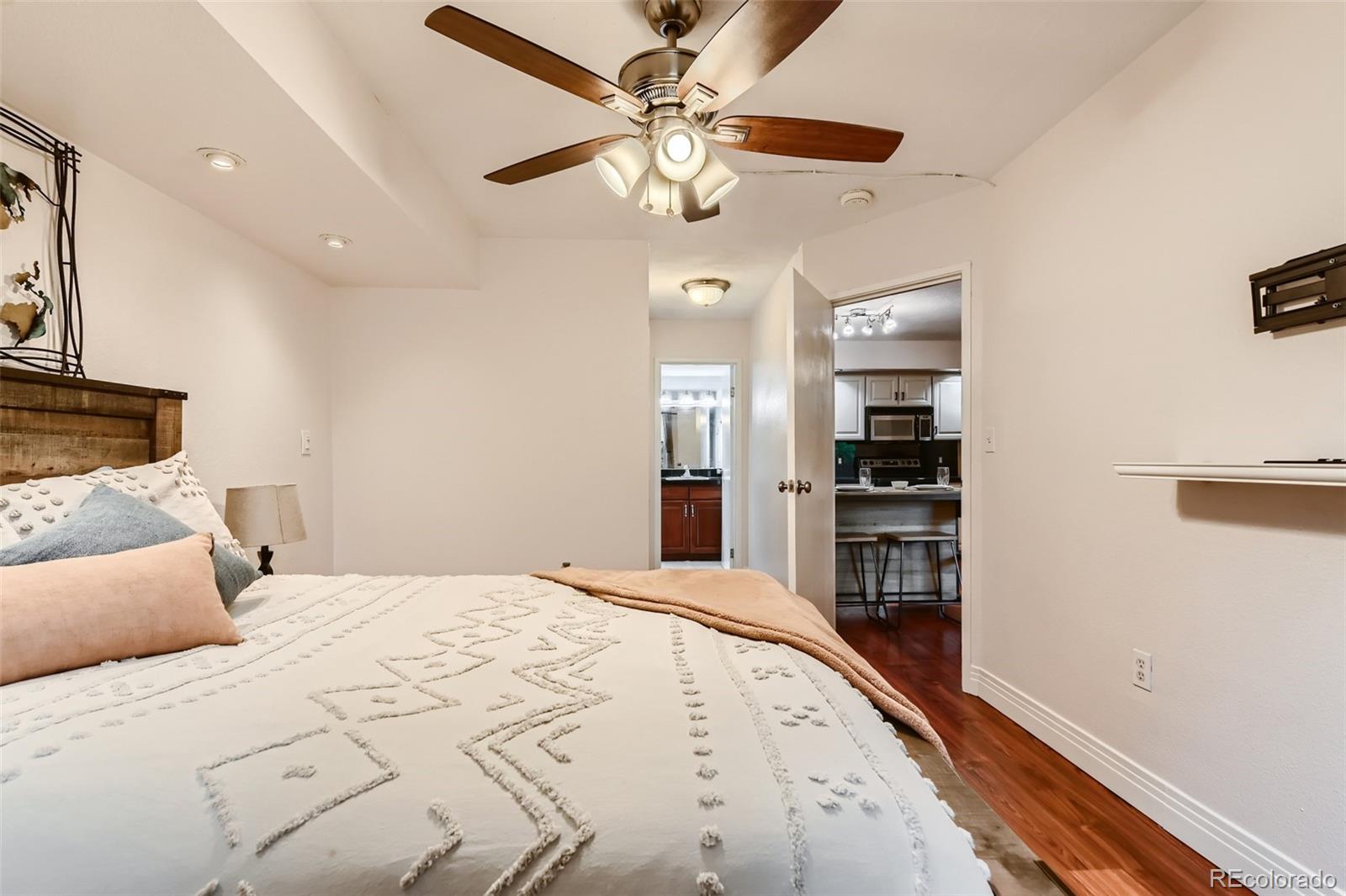 601 W 11th Avenue Unit: 107