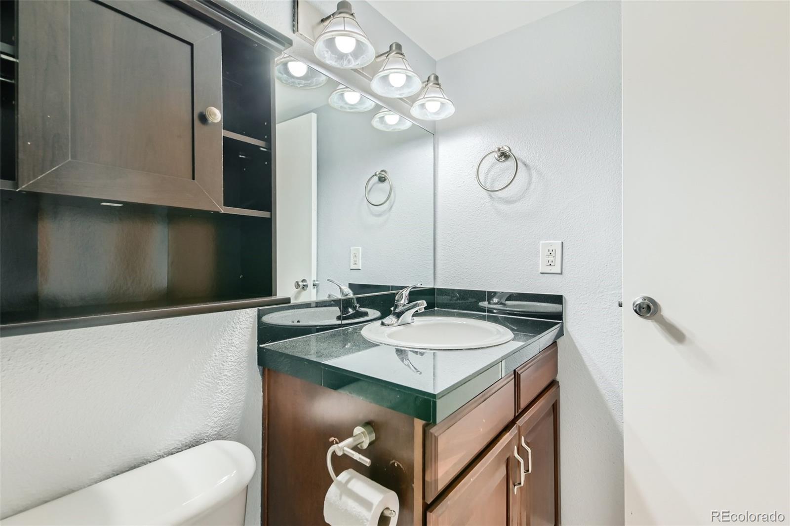 601 W 11th Avenue Unit: 107