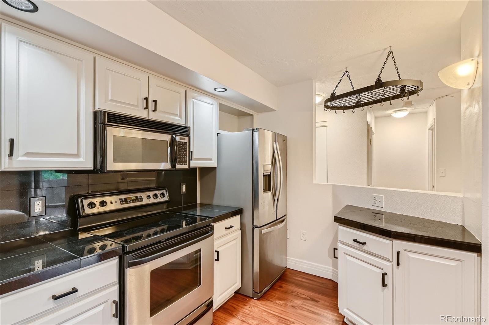 601 W 11th Avenue Unit: 107
