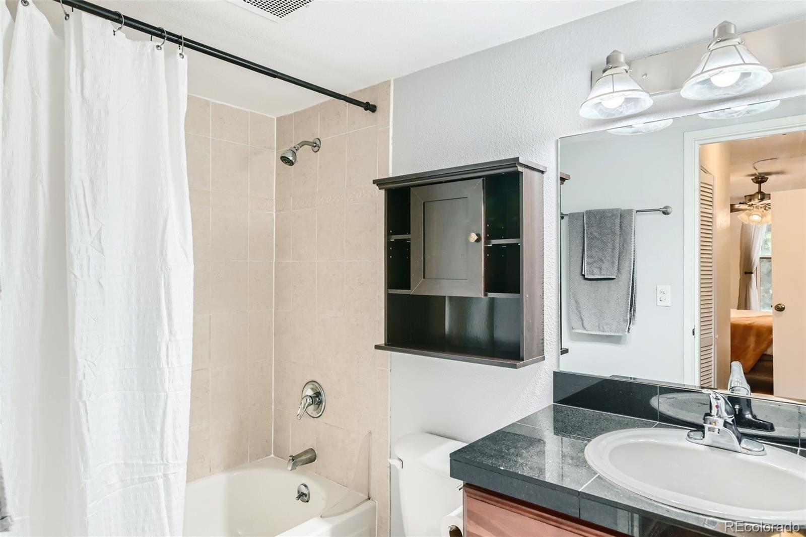 601 W 11th Avenue Unit: 107