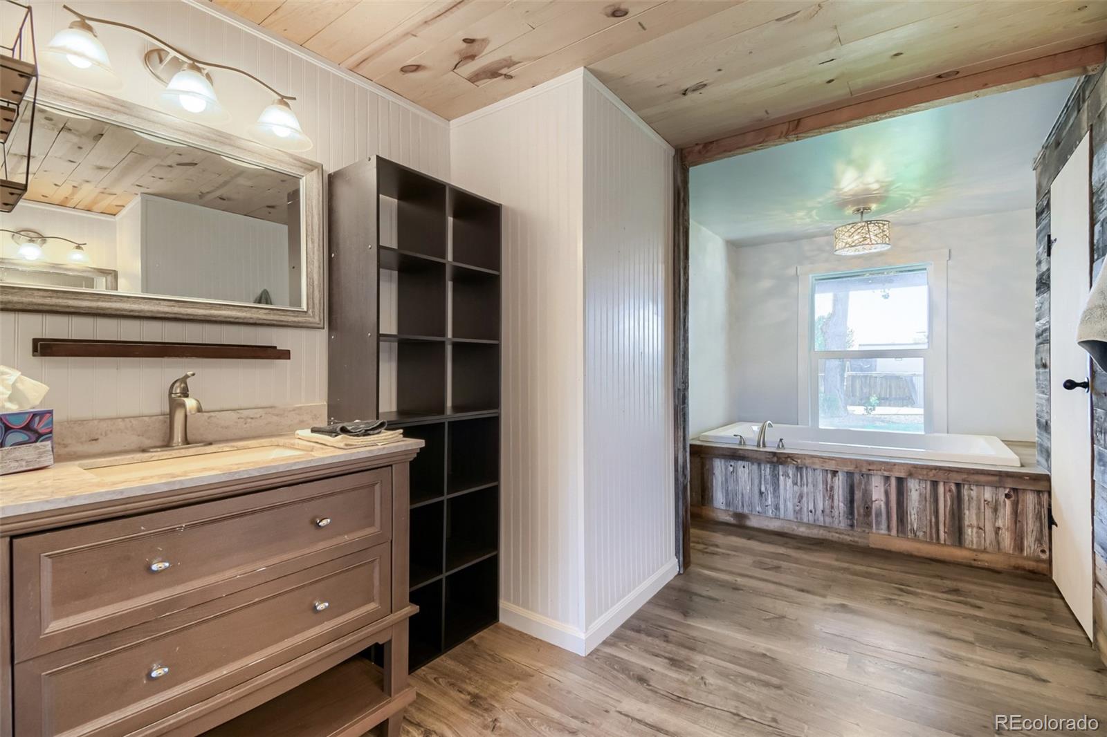 611 Pinyon Circle