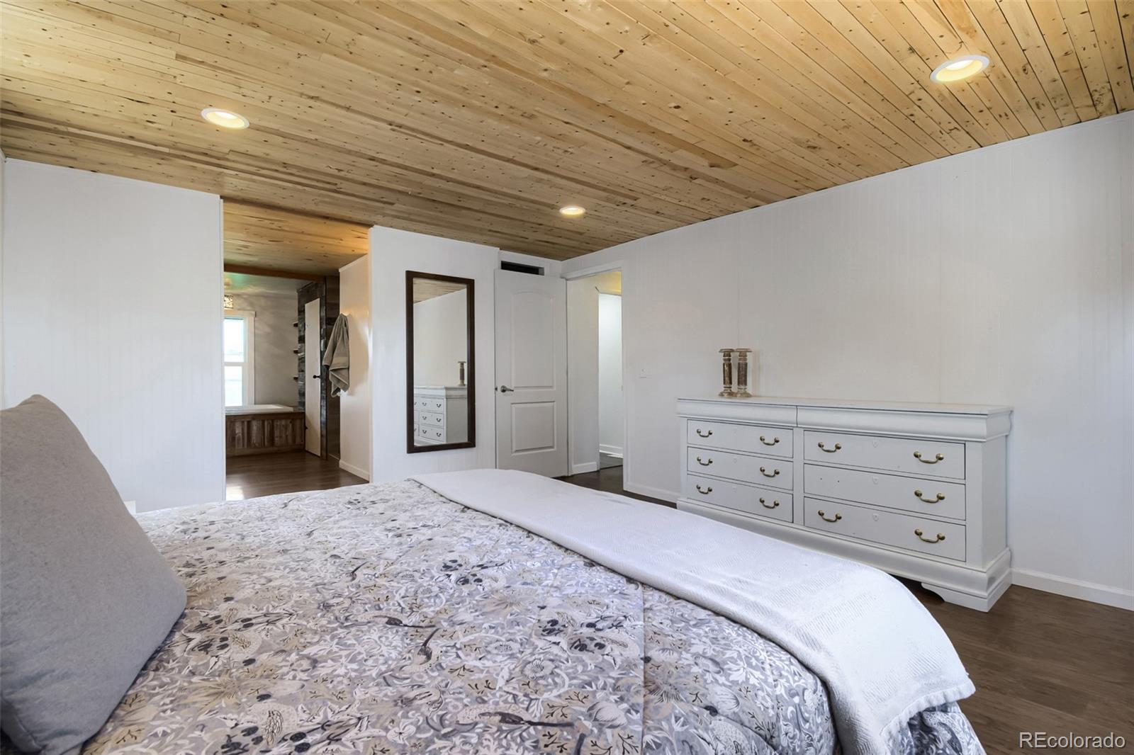 611 Pinyon Circle