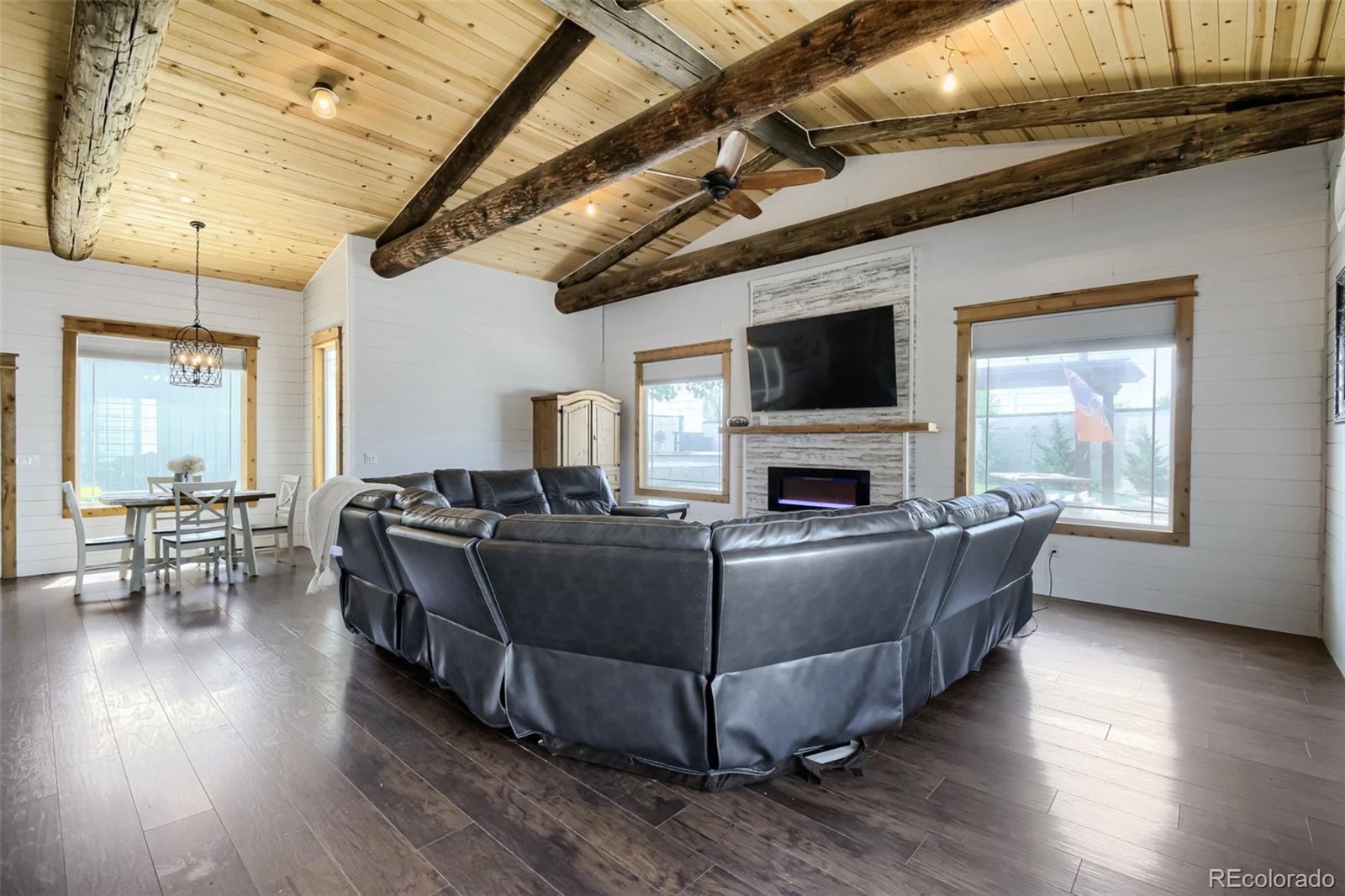 611 Pinyon Circle