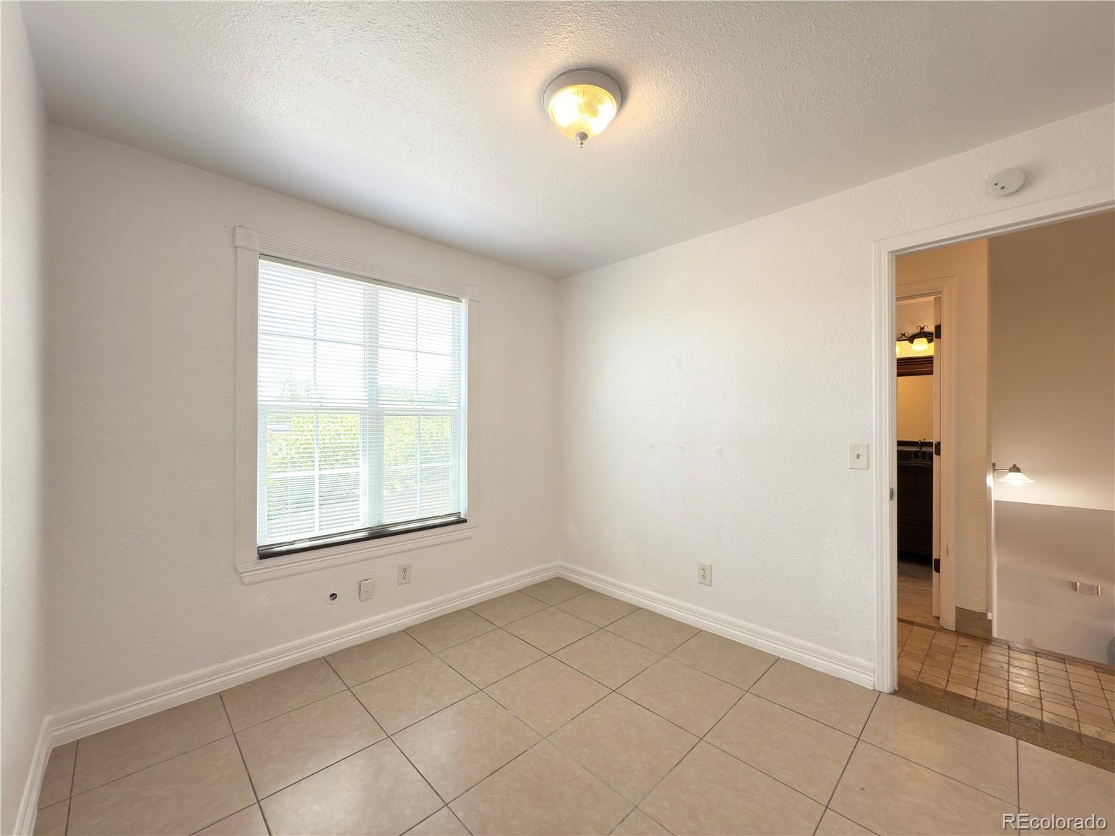 17212 E Oberlin Place