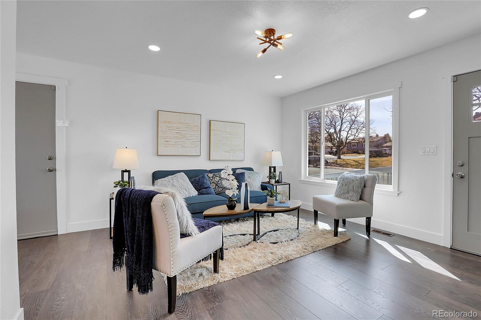 1406 S Argonne Circle