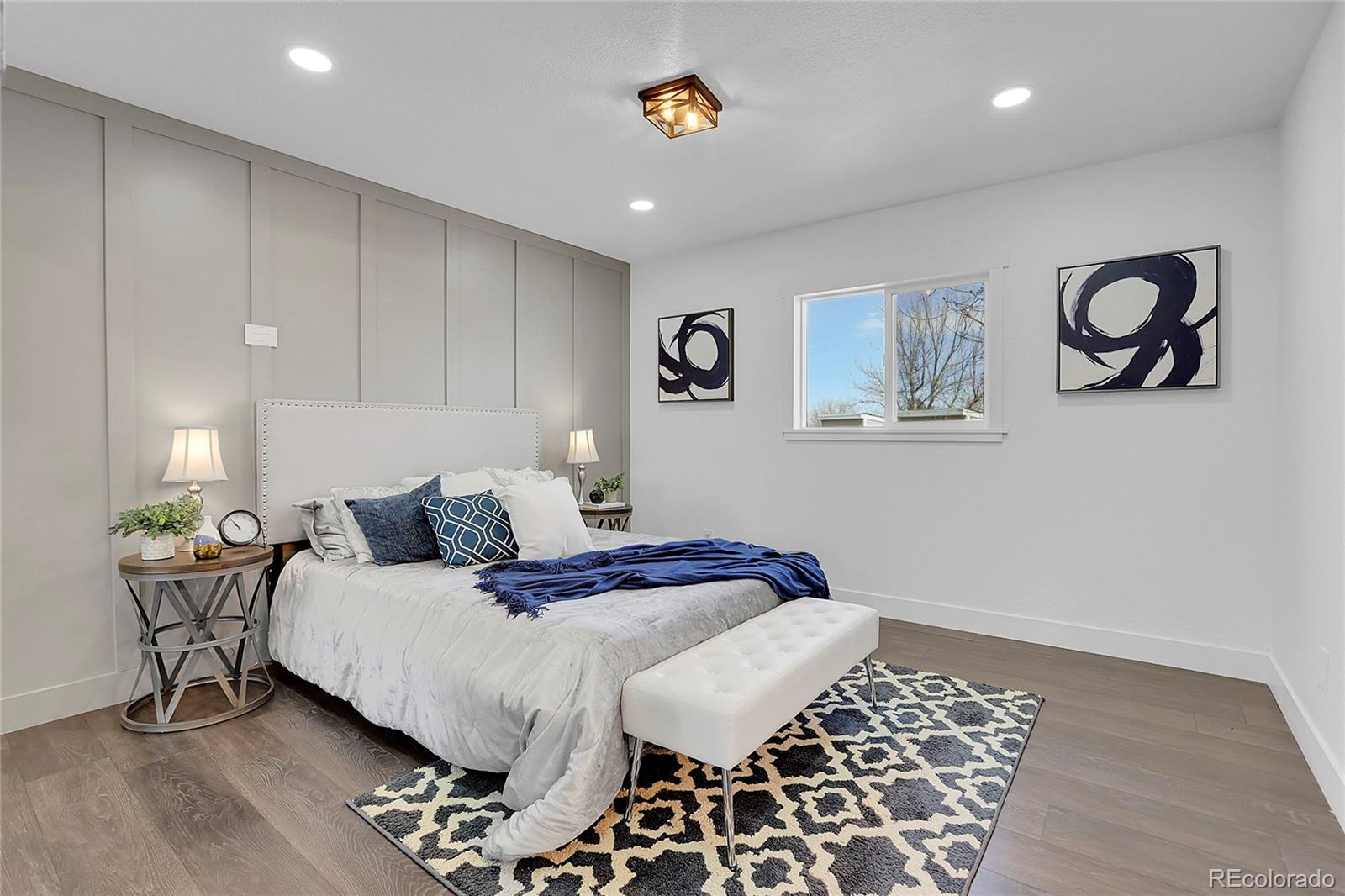 1406 S Argonne Circle