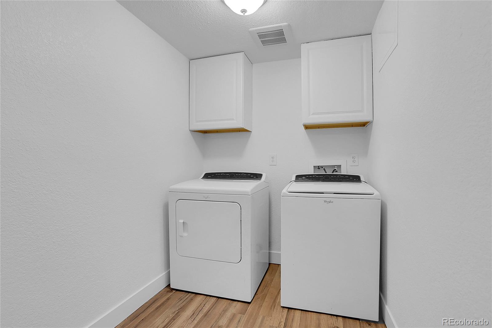 1406 S Argonne Circle