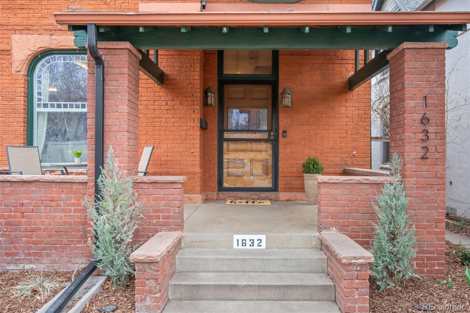 1632 Vine Street