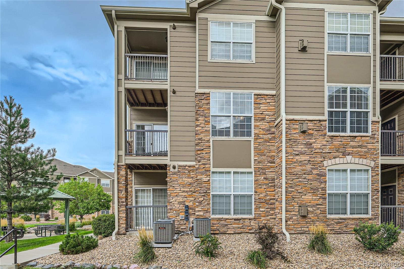 1465 Blue Sky Circle Unit: 17-202