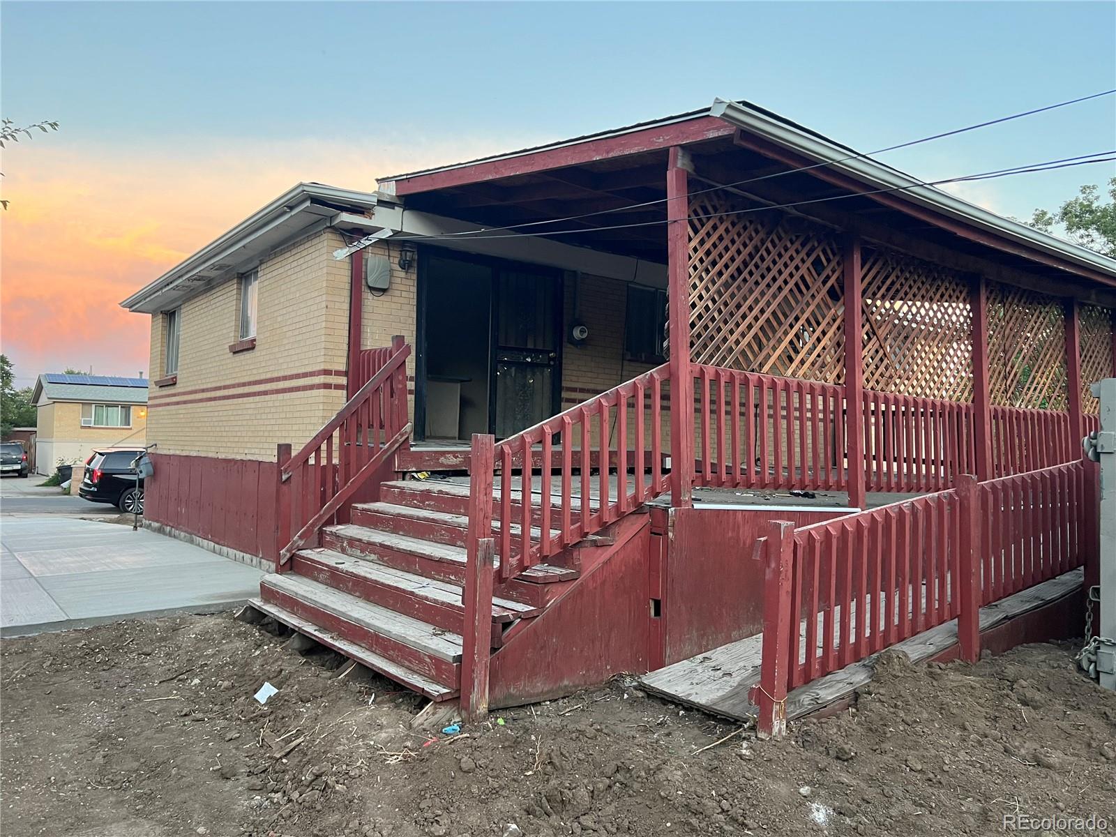 803 Wolff Street