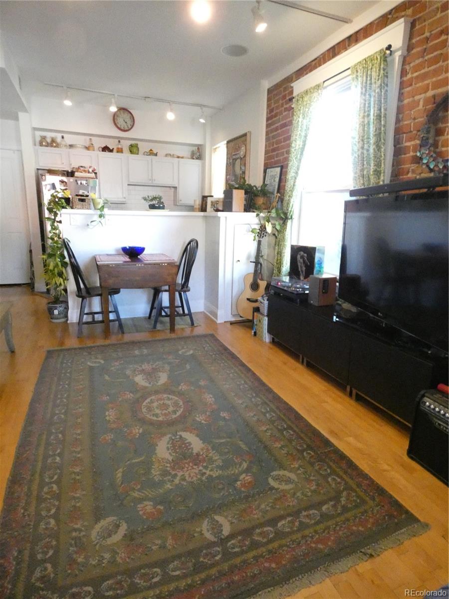 1760 N Franklin Street Unit: 7