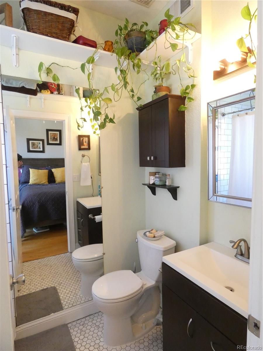 1760 N Franklin Street Unit: 7