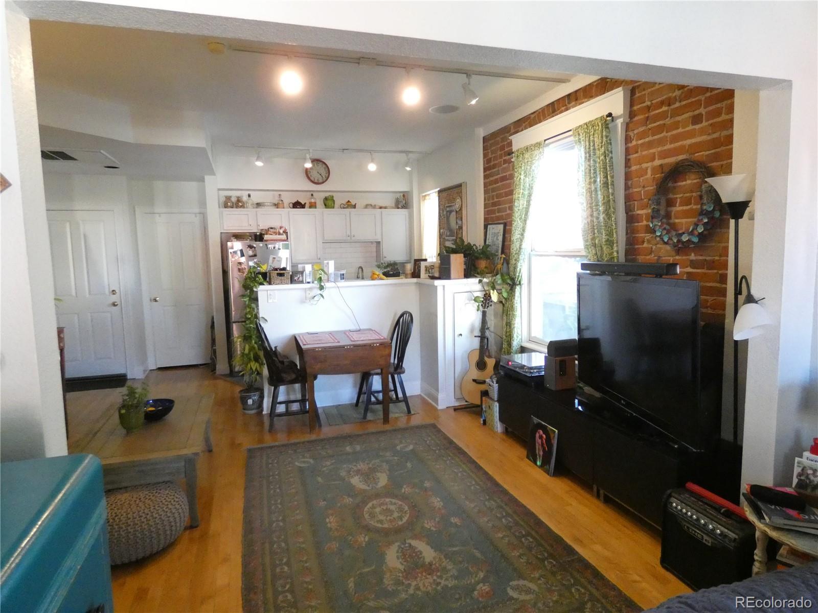 1760 N Franklin Street Unit: 7