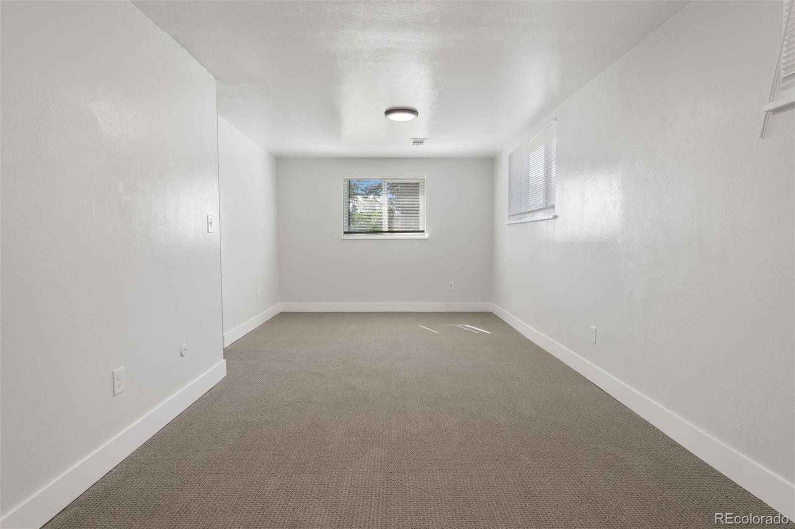 2886 S Fenton Street