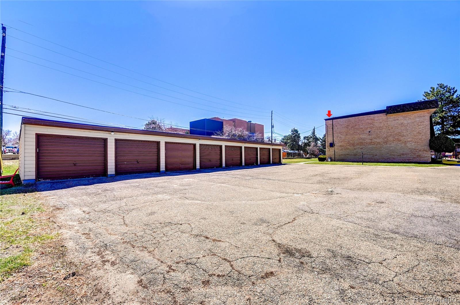 230 S Brentwood Street Unit: 301