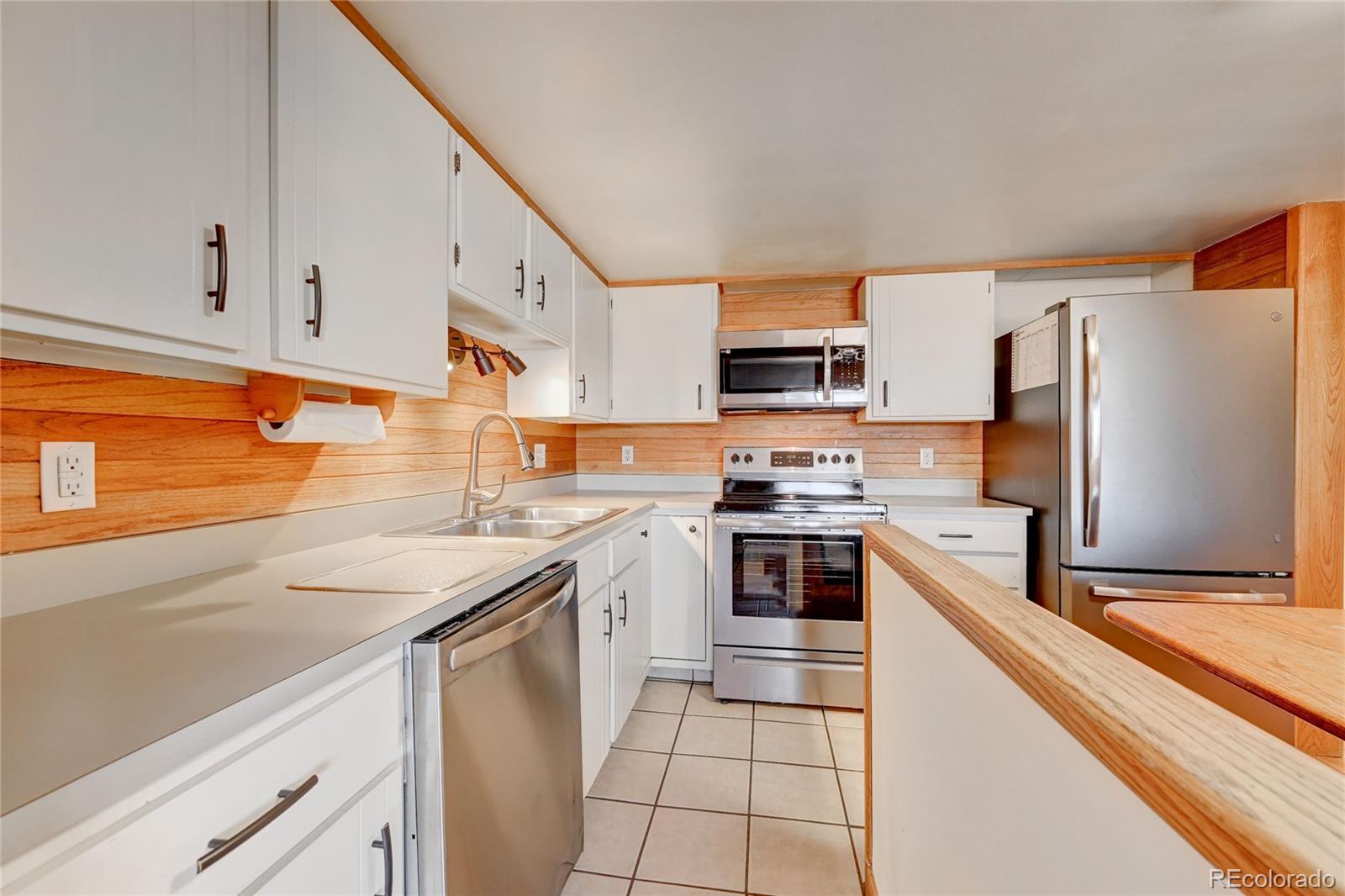 230 S Brentwood Street Unit: 301