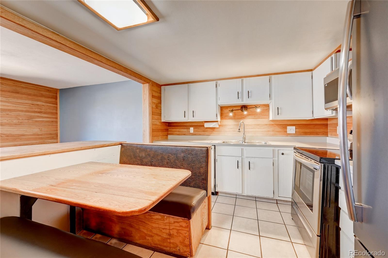 230 S Brentwood Street Unit: 301