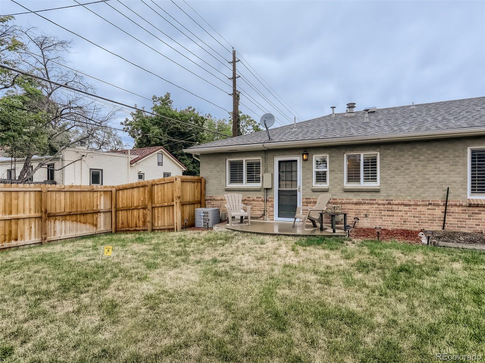 3820 E 10th Avenue