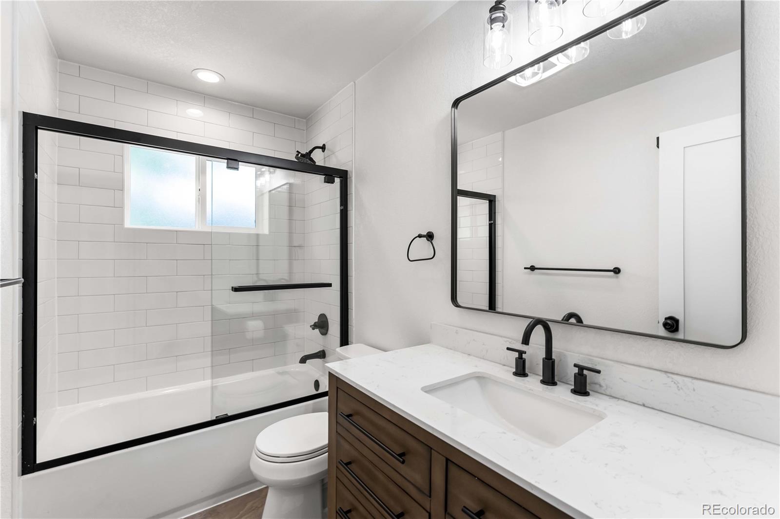 834 S University Boulevard