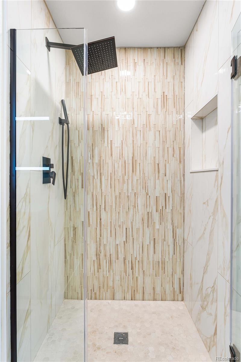 834 S University Boulevard