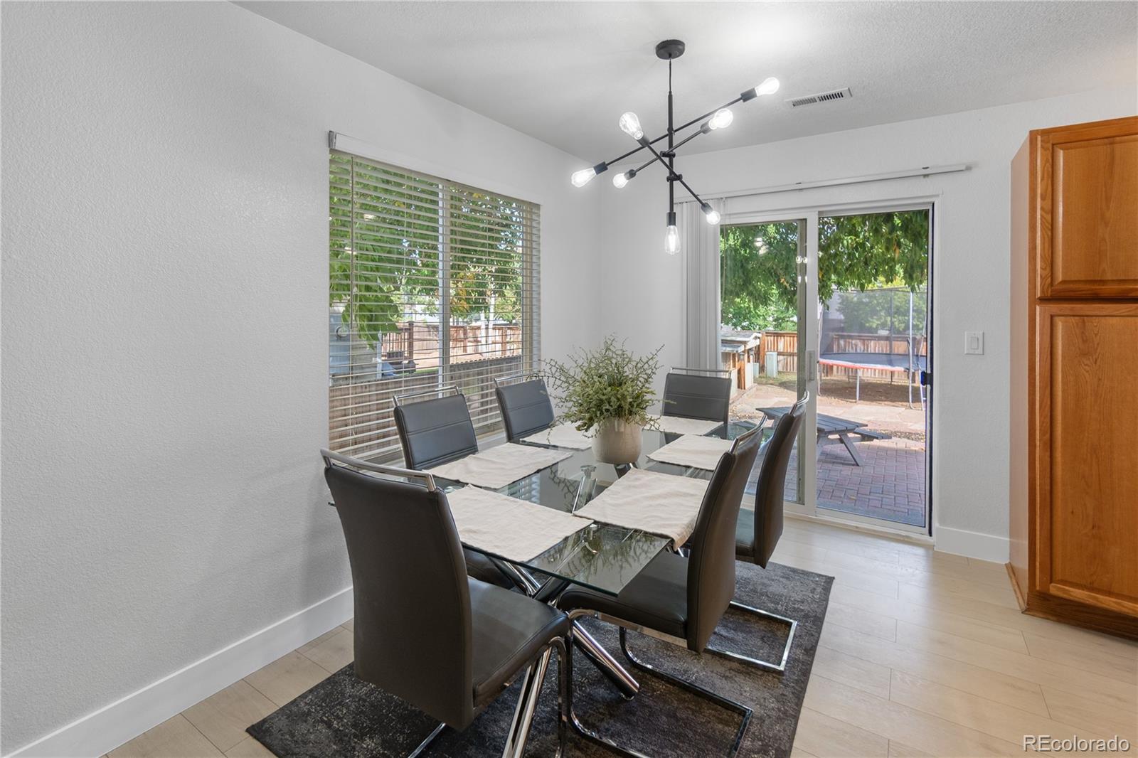 1421 Hummingbird Circle